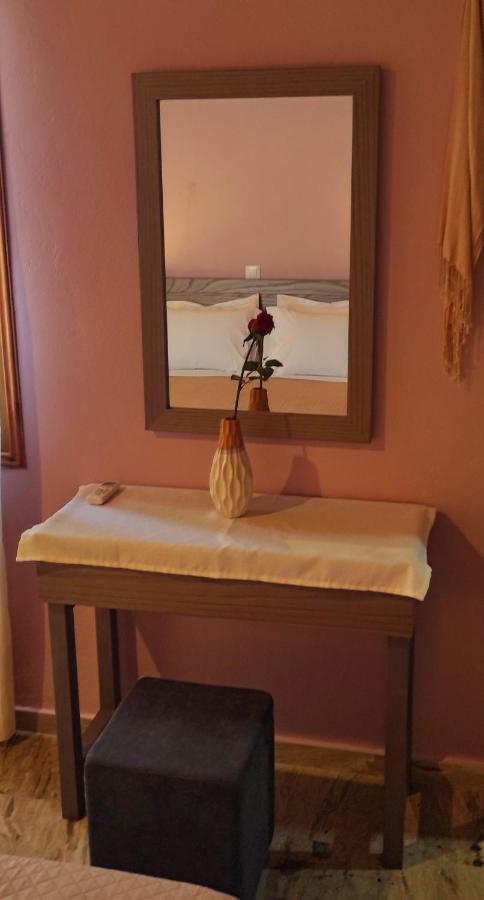 Artaki Beach Comfy Apartment Koróni Buitenkant foto