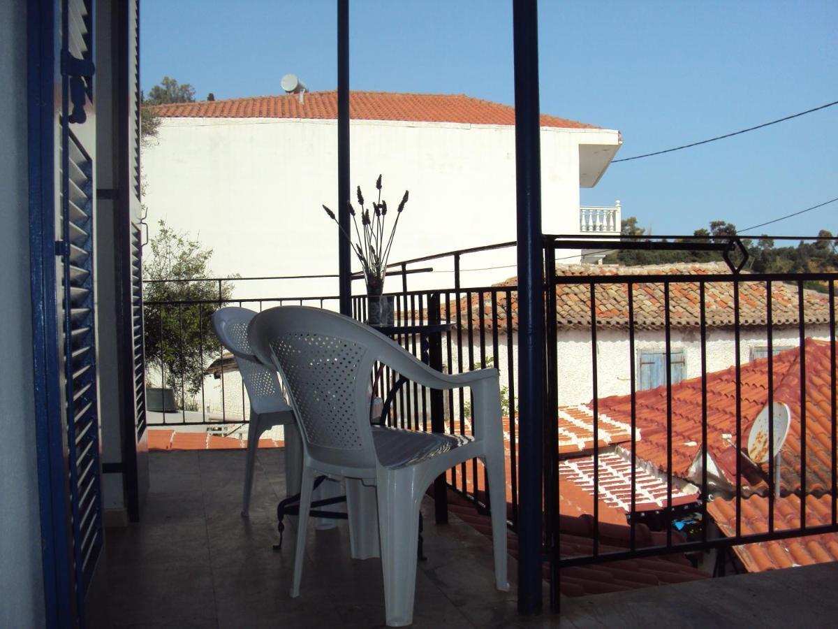 Artaki Beach Comfy Apartment Koróni Buitenkant foto